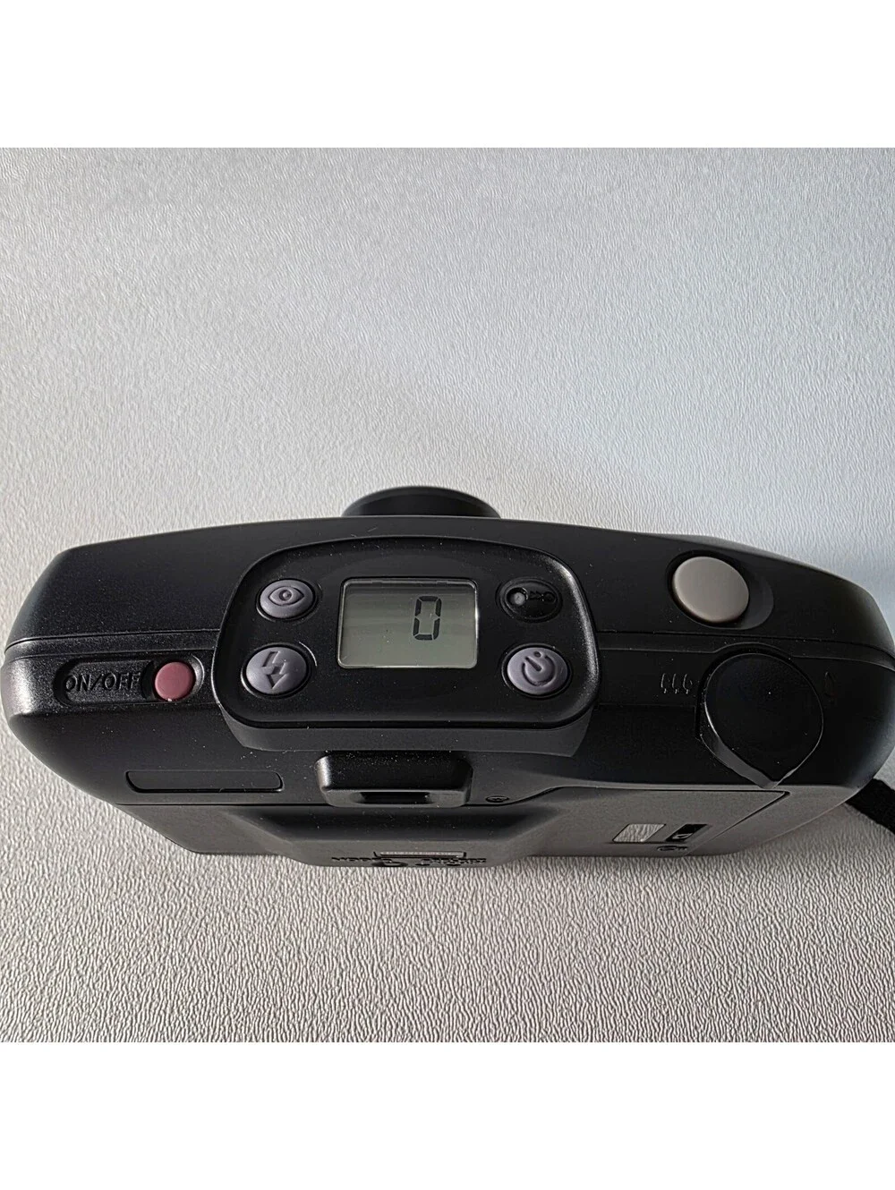 Pentax IQZoom EZY 35mm Point & Shoot Film Camera 38-70mm